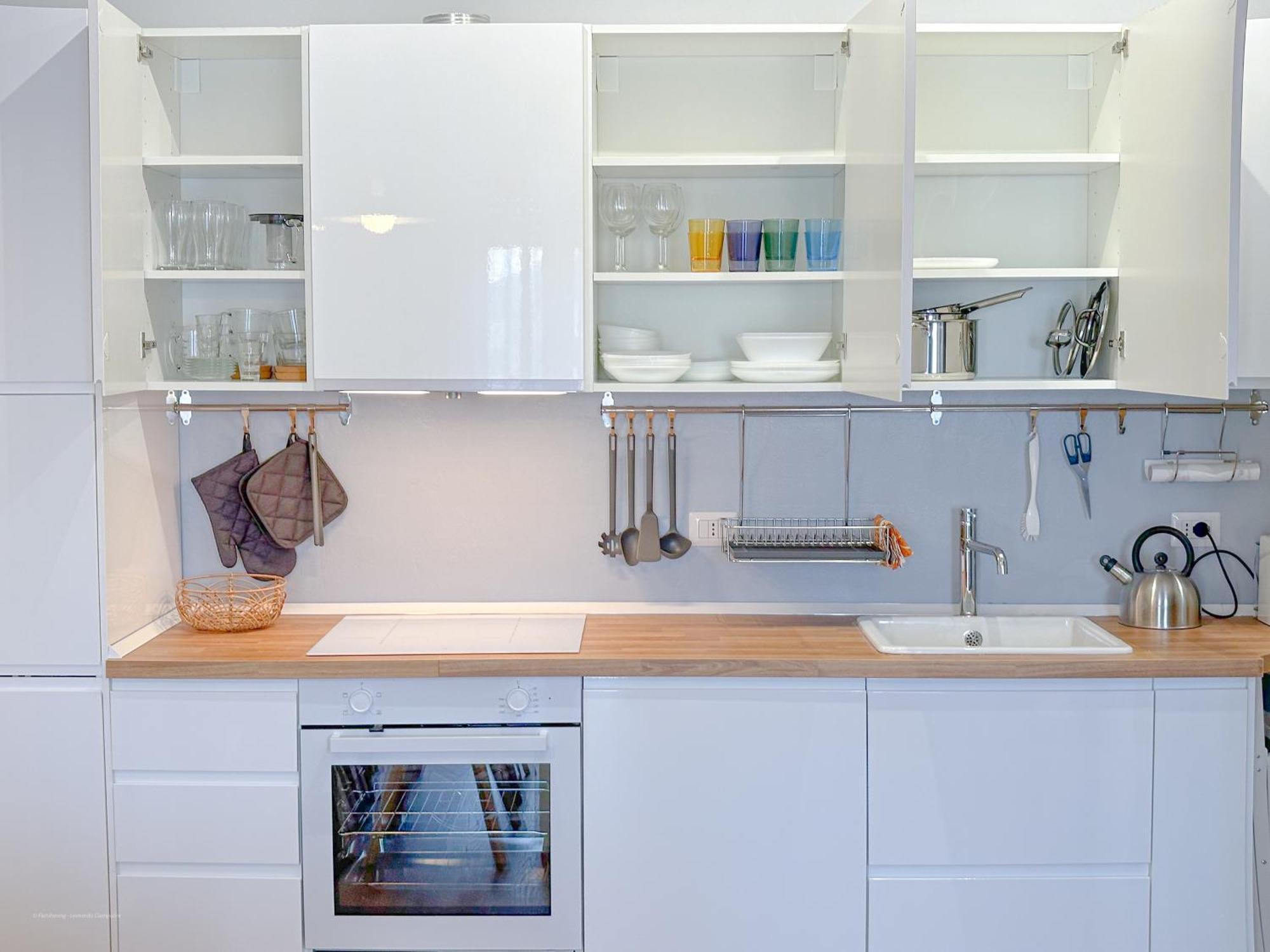 Torre 24 - Luxury Naviglio Suite Милано Екстериор снимка