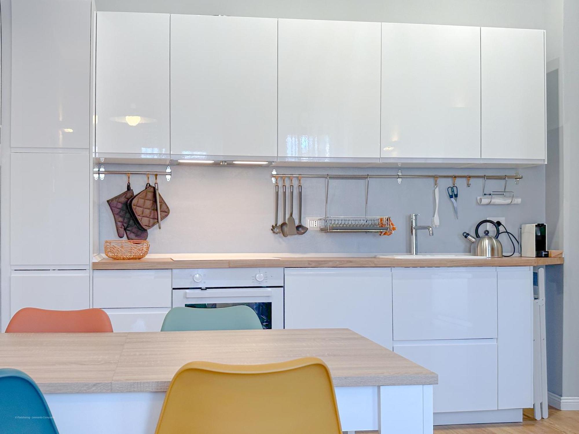 Torre 24 - Luxury Naviglio Suite Милано Екстериор снимка