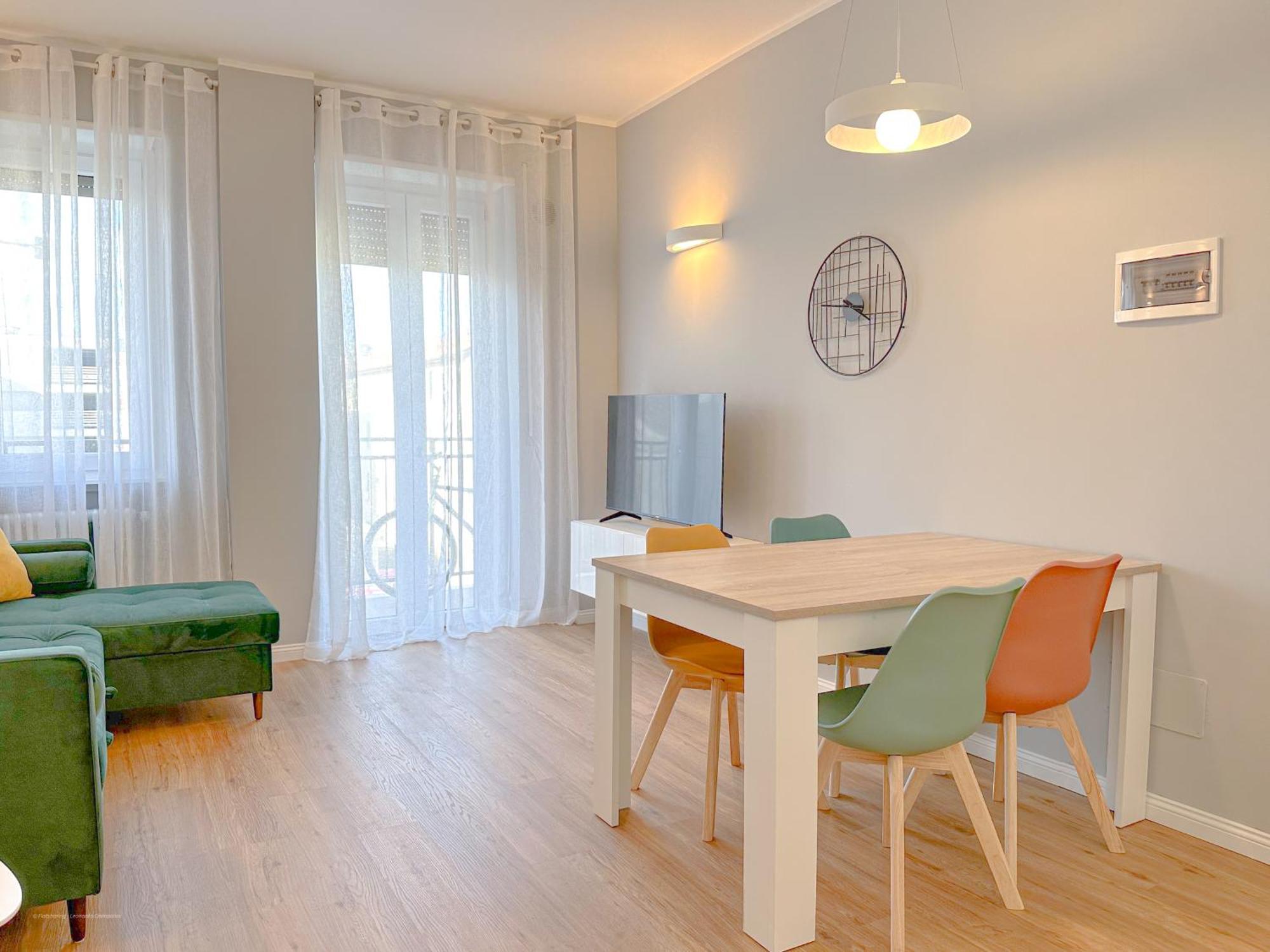Torre 24 - Luxury Naviglio Suite Милано Екстериор снимка