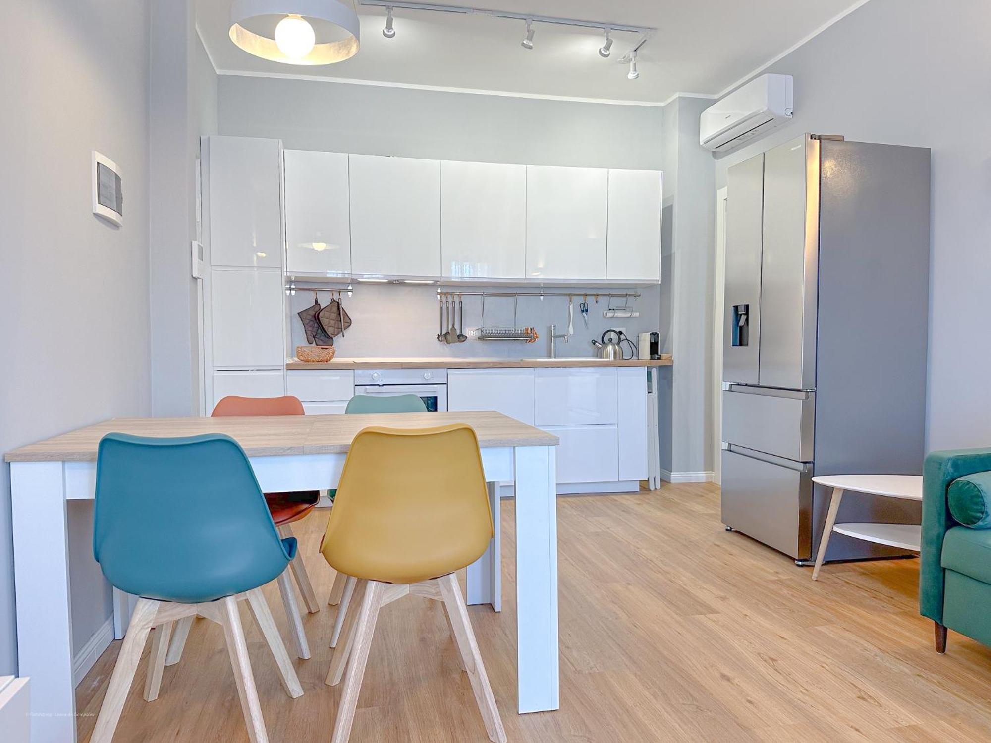 Torre 24 - Luxury Naviglio Suite Милано Екстериор снимка