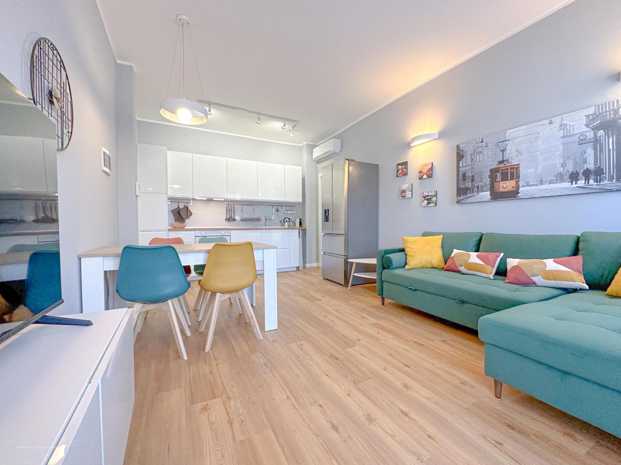 Torre 24 - Luxury Naviglio Suite Милано Екстериор снимка